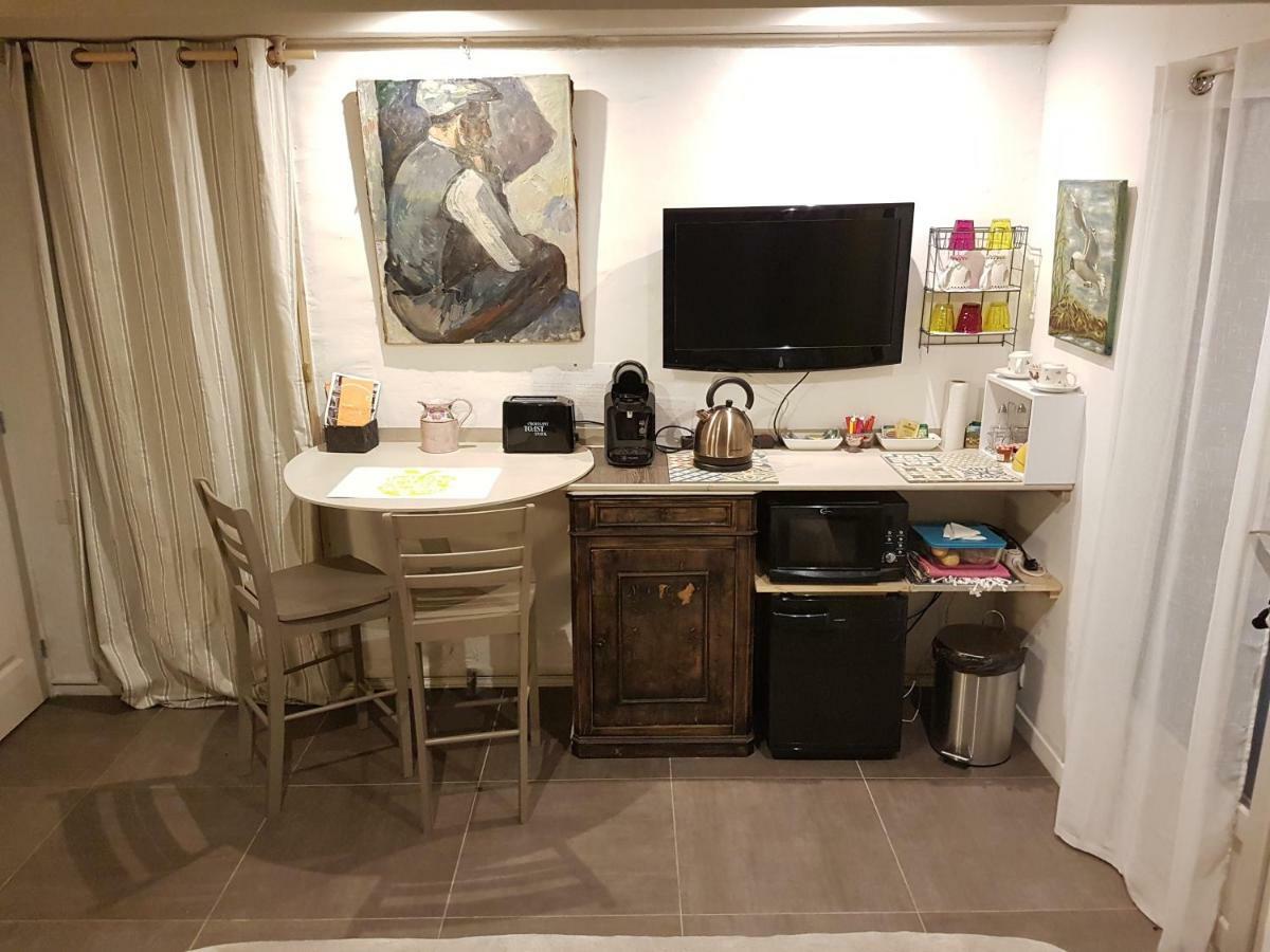 Chambre D'Hote - Mas Le Barret Арль Экстерьер фото
